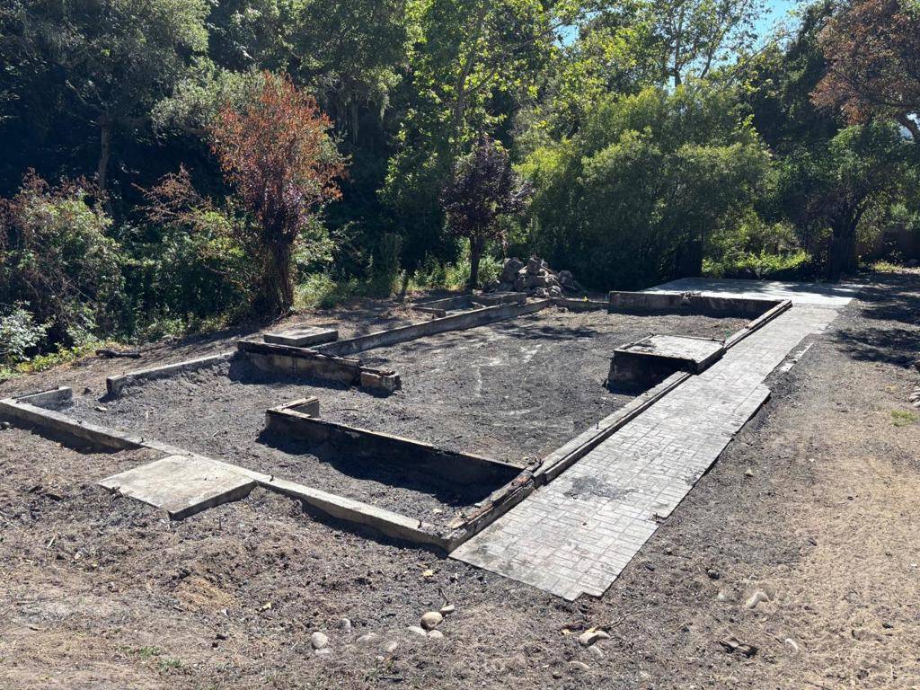 Salinas, CA 93908,382 Corral de Tierra RD