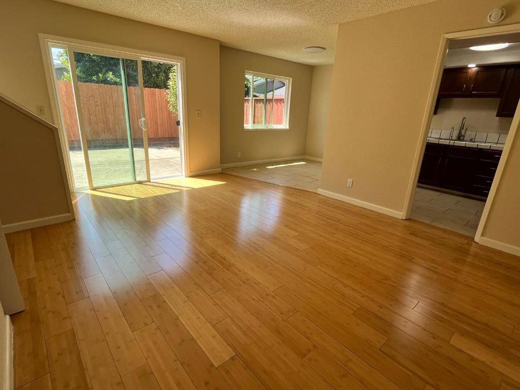Hayward, CA 94544,1037 Evans CT