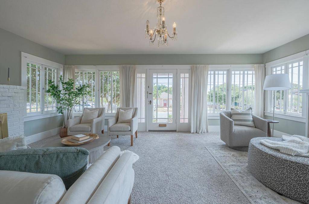Pacific Grove, CA 93950,851 Bayview AVE