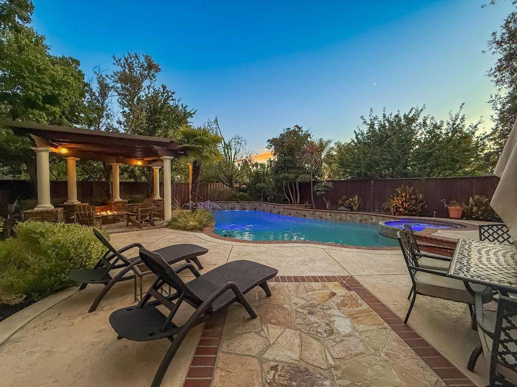 Livermore, CA 94550,1489 Cheryl DR