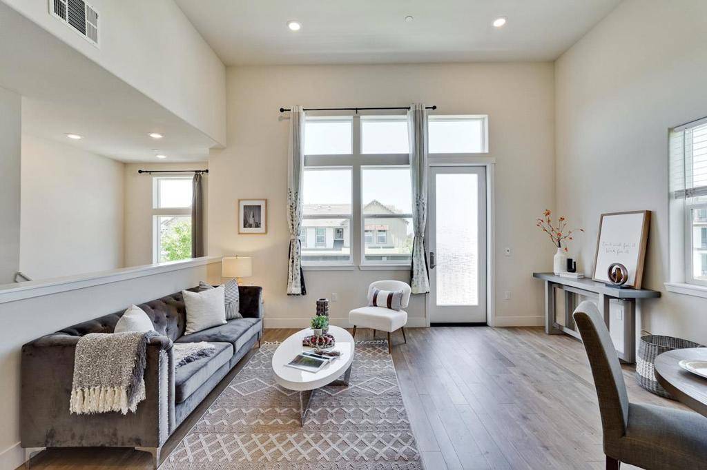 Fremont, CA 94539,47342 Mission Falls CT