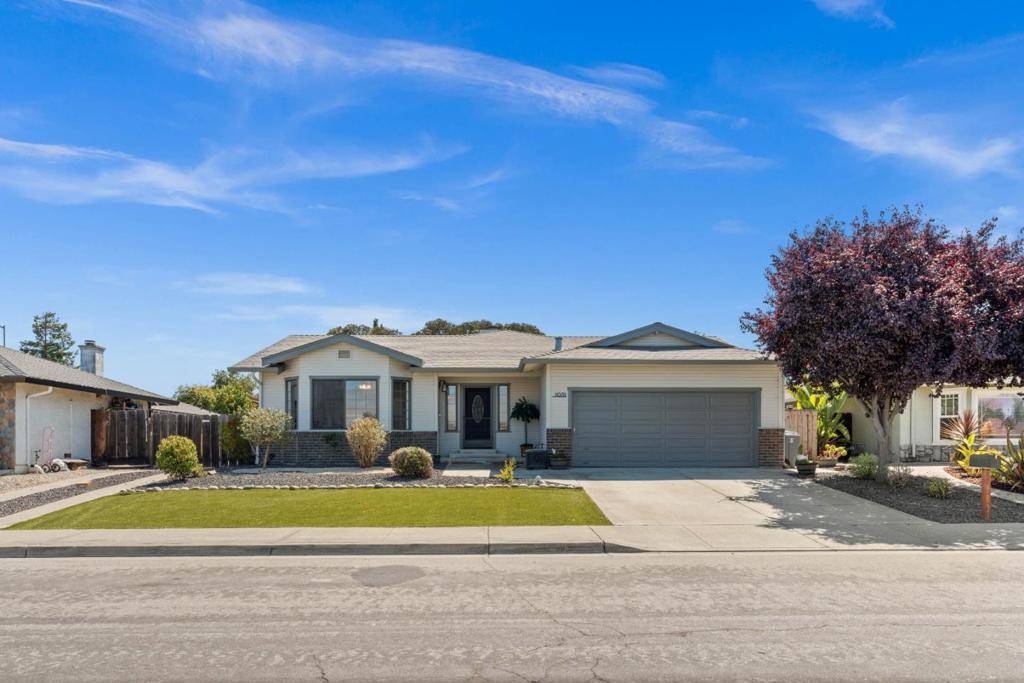 Hollister, CA 95023,1031 Trinity DR