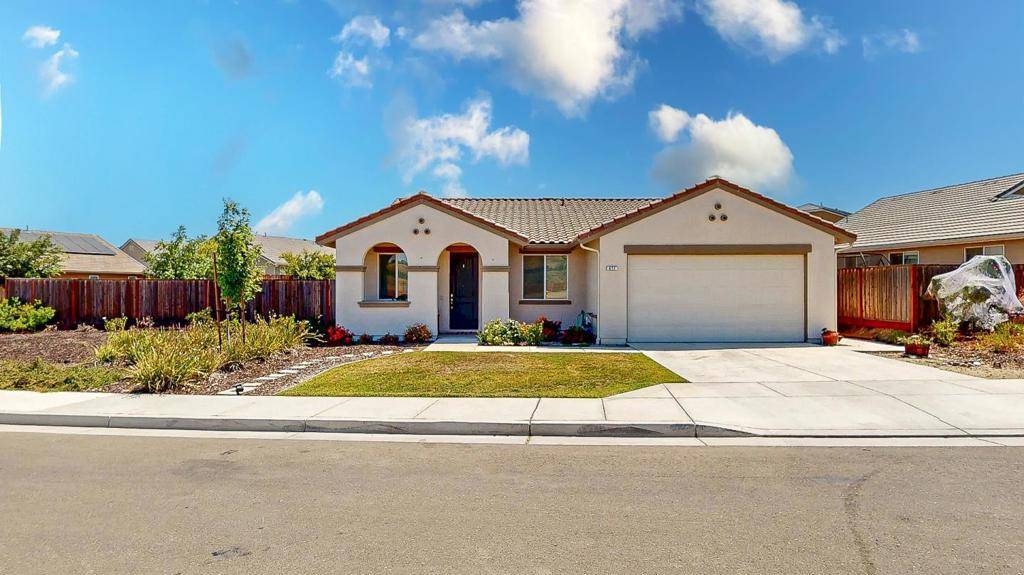 Hollister, CA 95023,677 Sacramento WAY