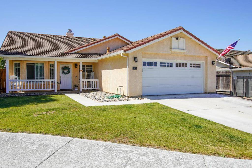 Hollister, CA 95023,2171 Spruce DR