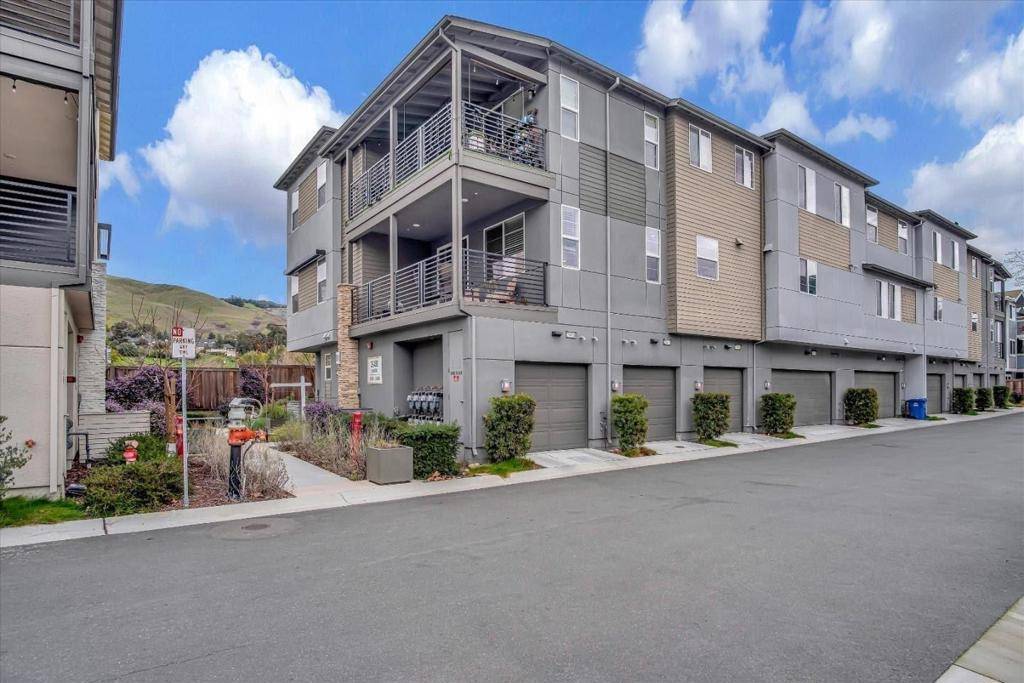 Hayward, CA 94544,29464 Urbia WAY