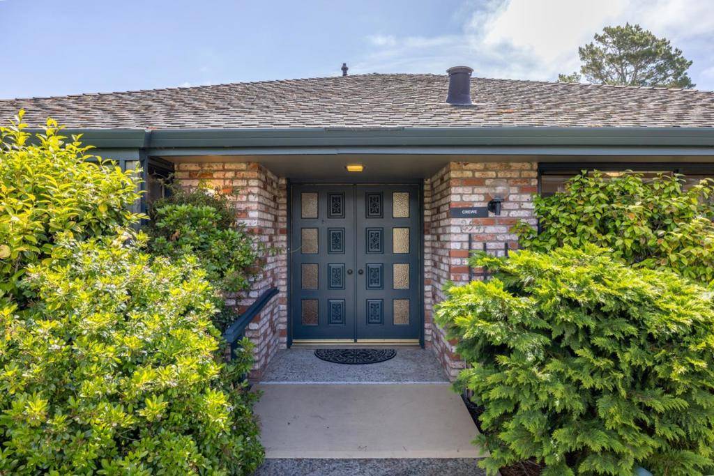 Carmel, CA 93923,254 Del Mesa