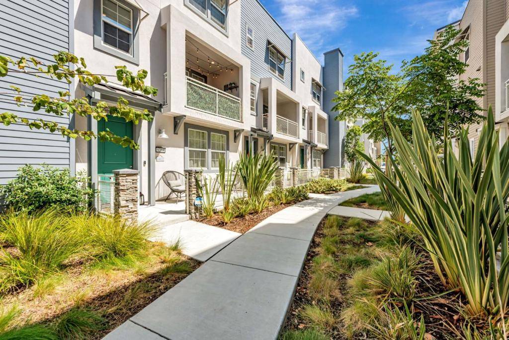 Newark, CA 94560,9355 Ocean Park WAY