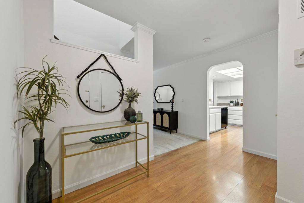 Redwood City, CA 94061,317 Northumberland AVE
