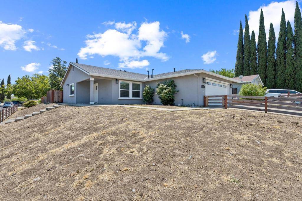 Pittsburg, CA 94565,61 Galleon WAY