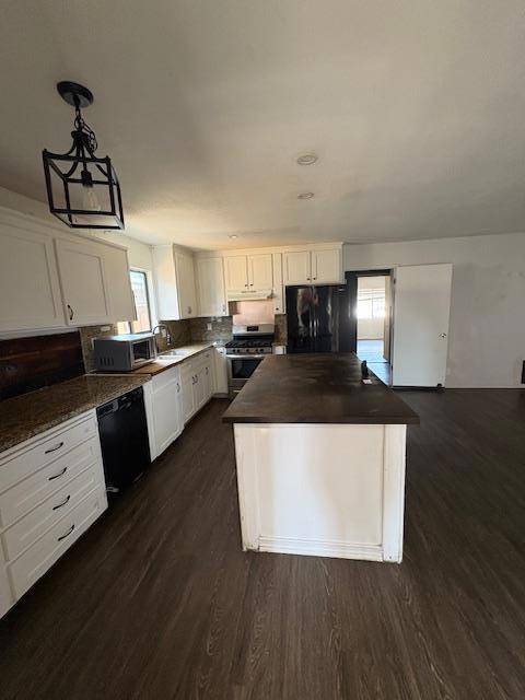 Hollister, CA 95023,930 Bonnie View DR