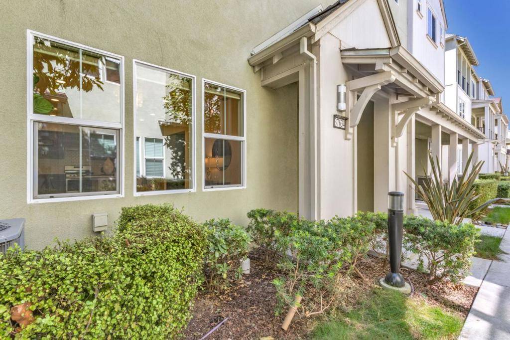 Newark, CA 94560,37634 Cape Cod RD