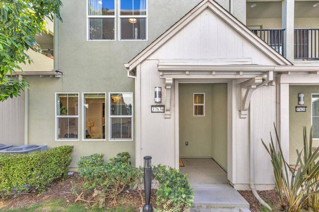 Newark, CA 94560,37634 Cape Cod RD