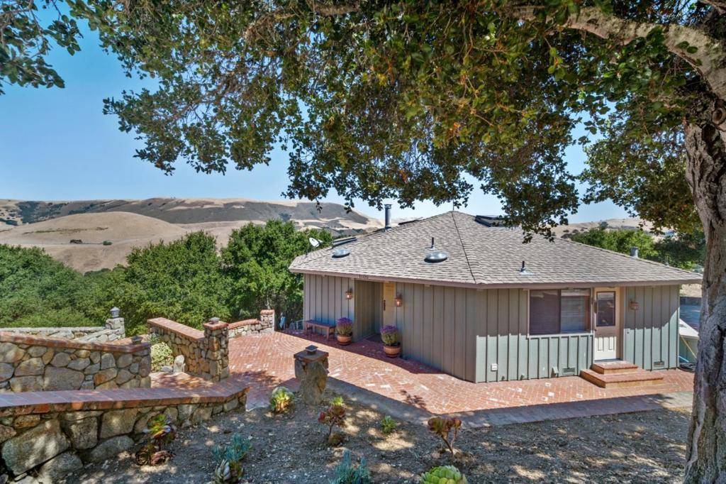 Carmel Valley, CA 93924,31420 Via La Naranga