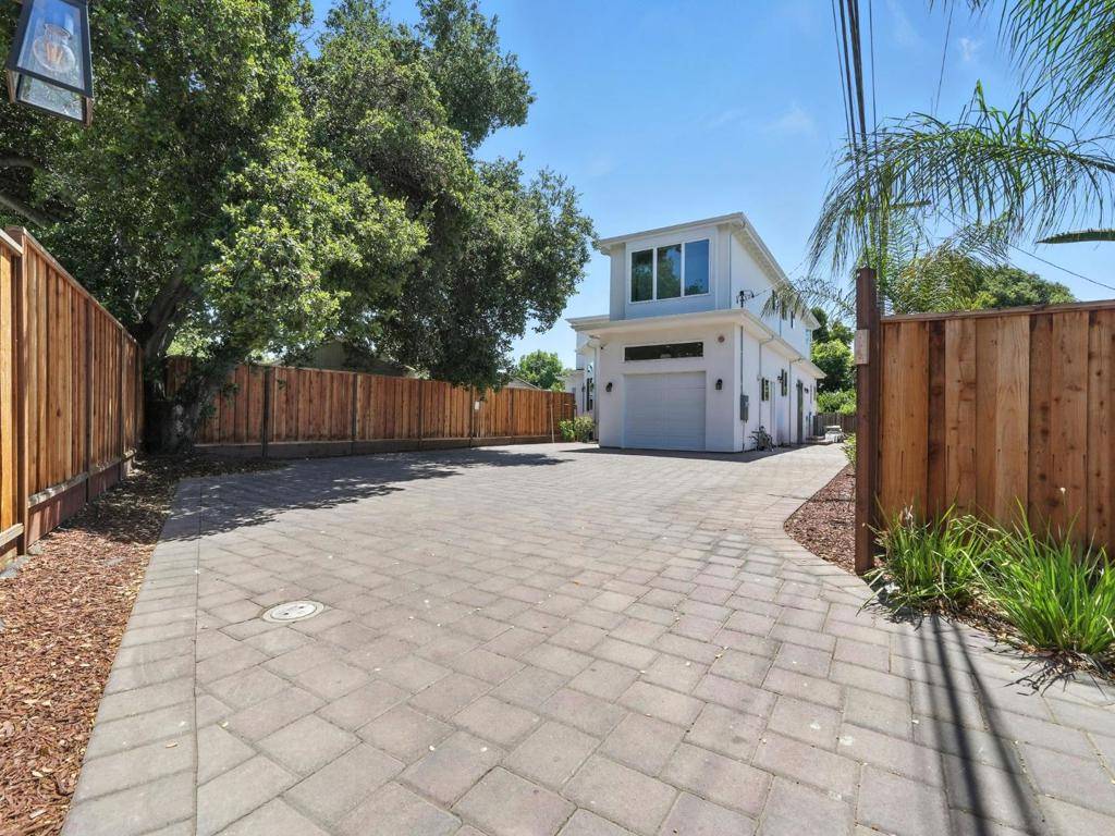 San Jose, CA 95128,2004 Cherrystone DR