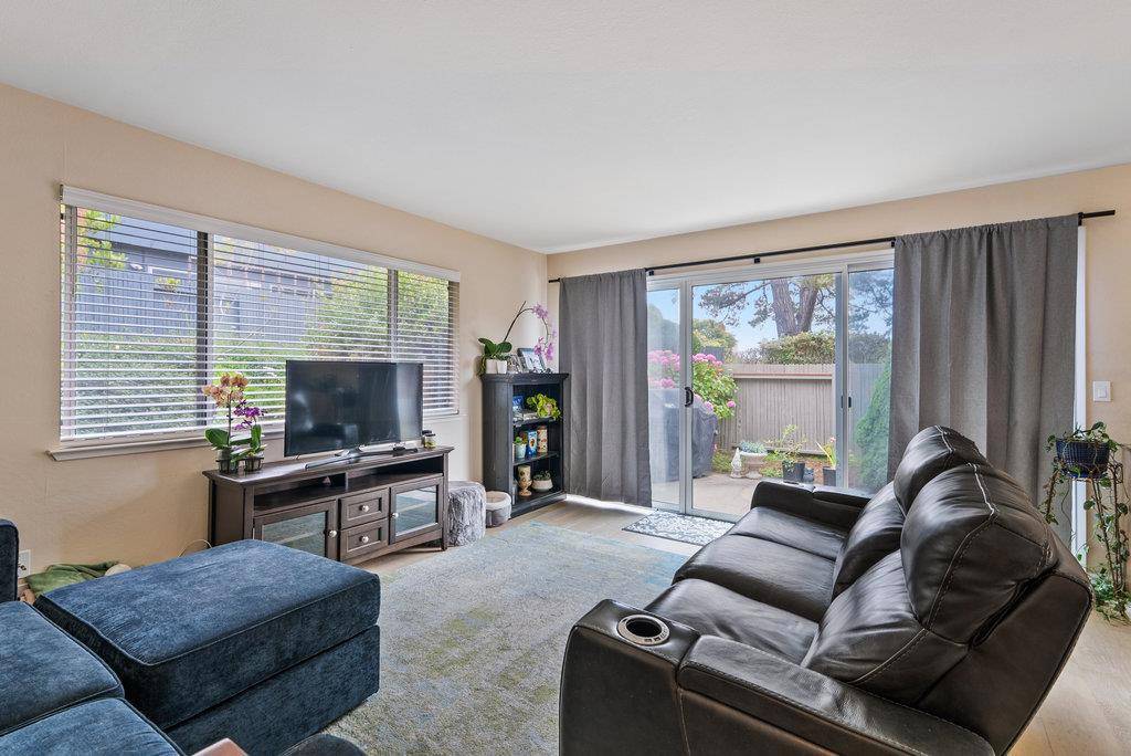 Aptos, CA 95003,816 Via Tornasol