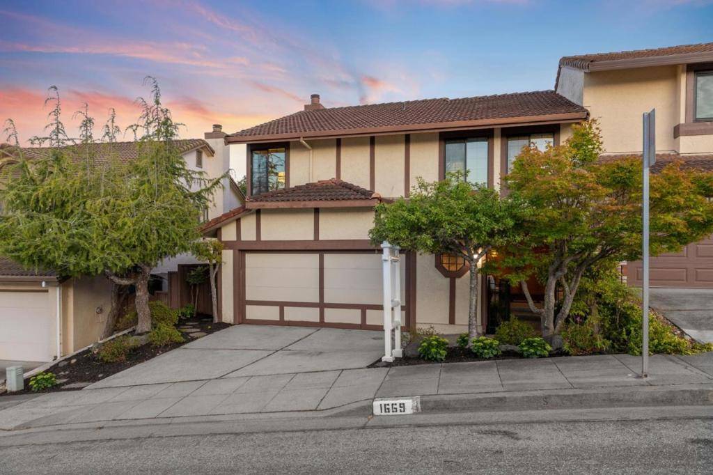San Mateo, CA 94403,1669 Toyon CT