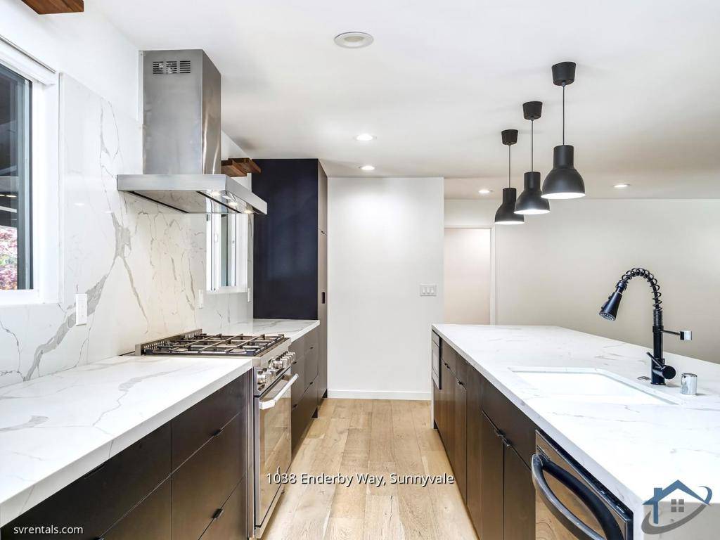 Sunnyvale, CA 94087,1038 Enderby WAY