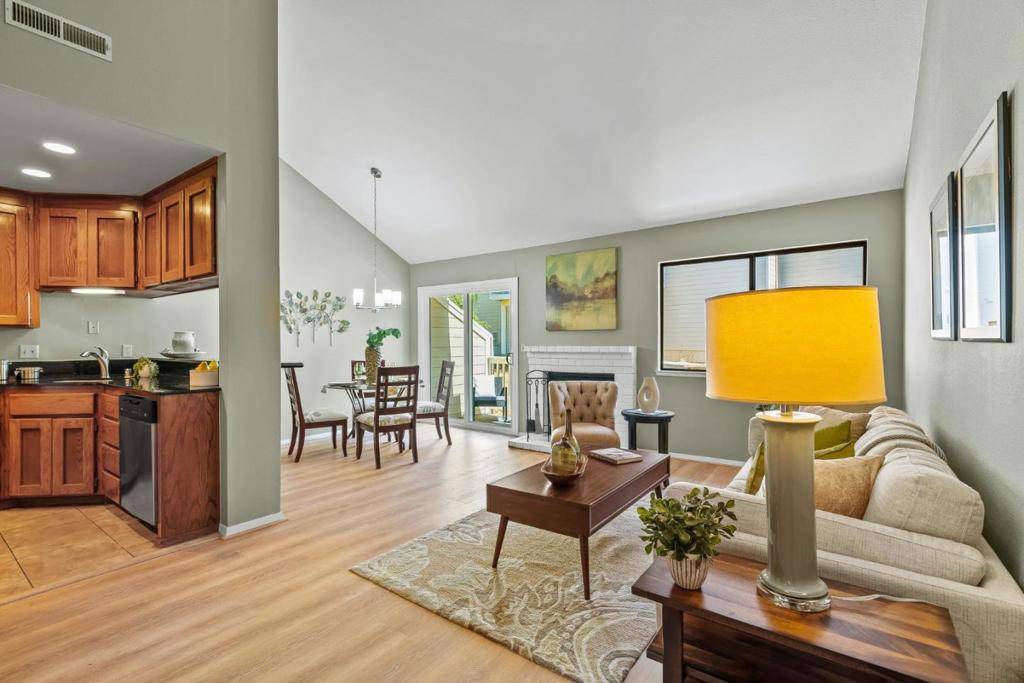 Scotts Valley, CA 95066,29 Arabian WAY