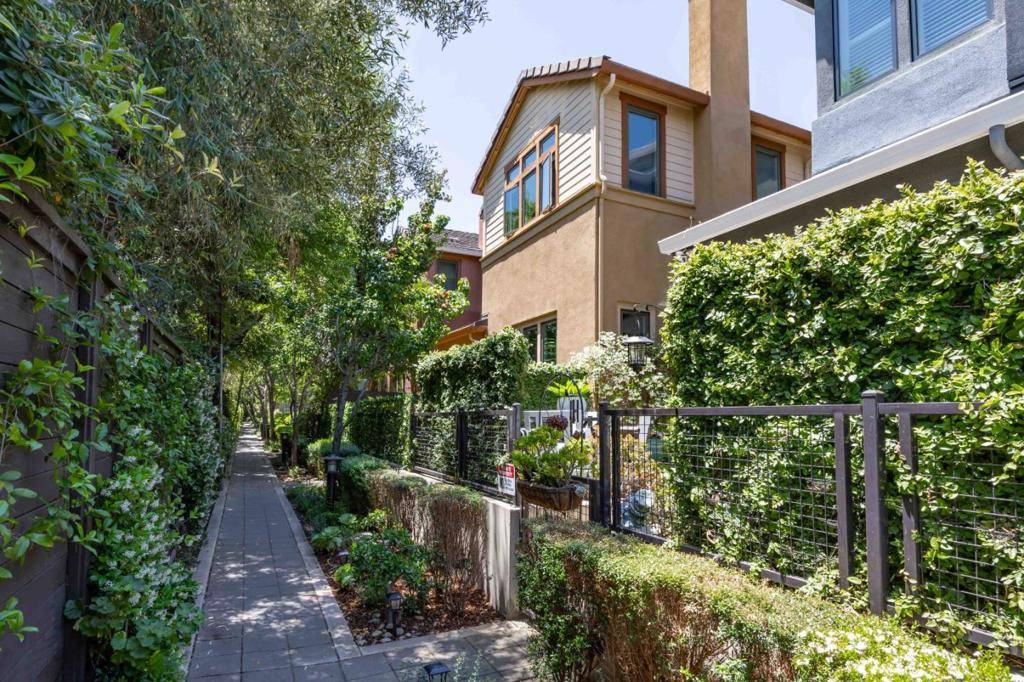 Palo Alto, CA 94306,3503 Alma Village CIR