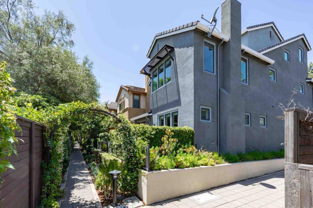 Palo Alto, CA 94306,3503 Alma Village CIR