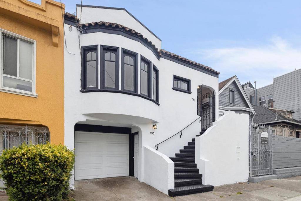 San Francisco, CA 94112,133 Holloway AVE