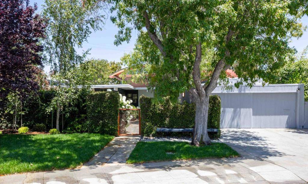 Palo Alto, CA 94306,3865 Mumford PL