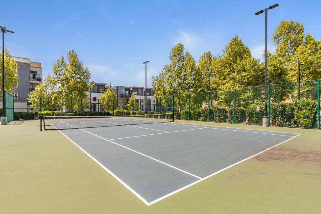 Milpitas, CA 95035,1496 Nightshade RD #40