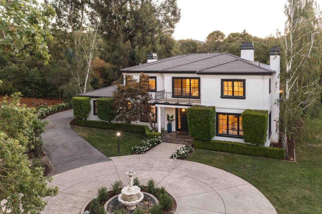 Atherton, CA 94027,37 Valley RD