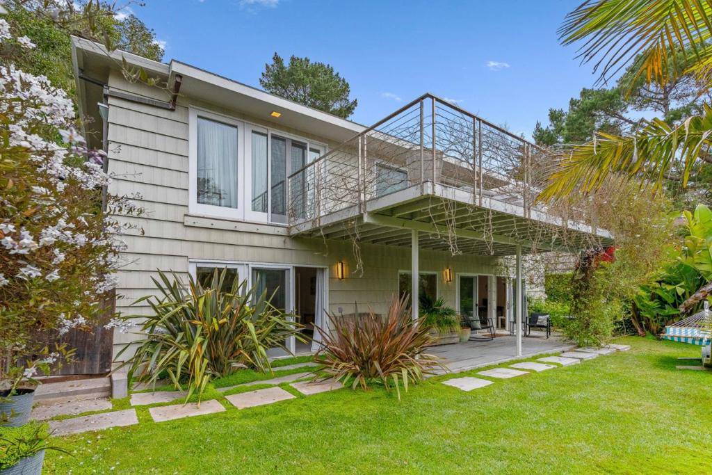 Carmel, CA 93921,2SW Forest AVE
