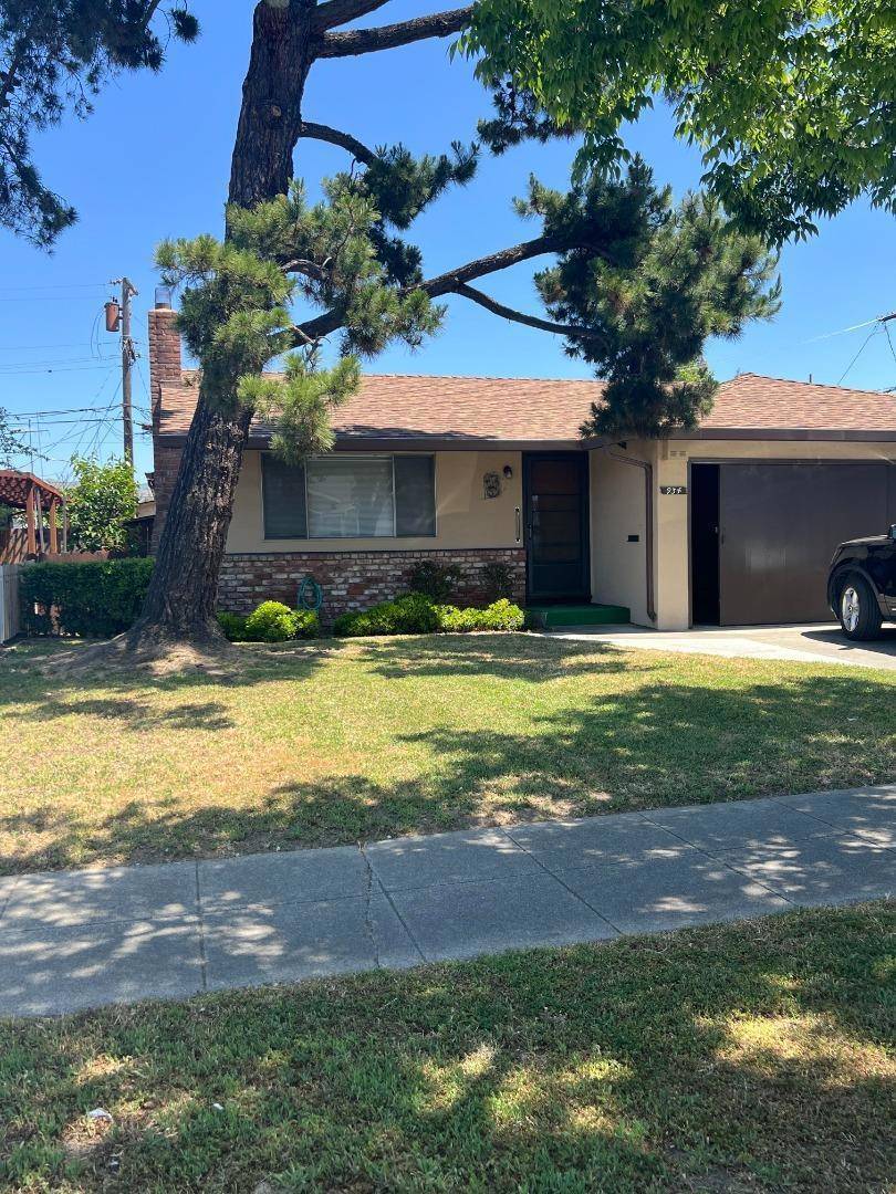 San Jose, CA 95116,934 Tomlinson LN