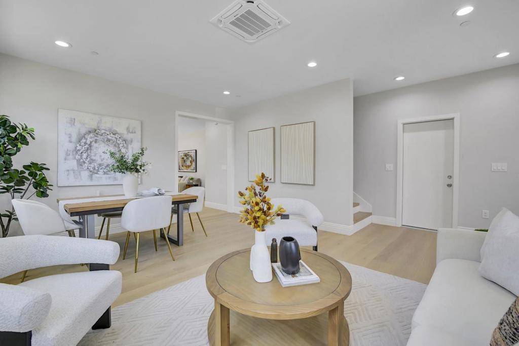 Fremont, CA 94555,34926 Moina Shaiq
