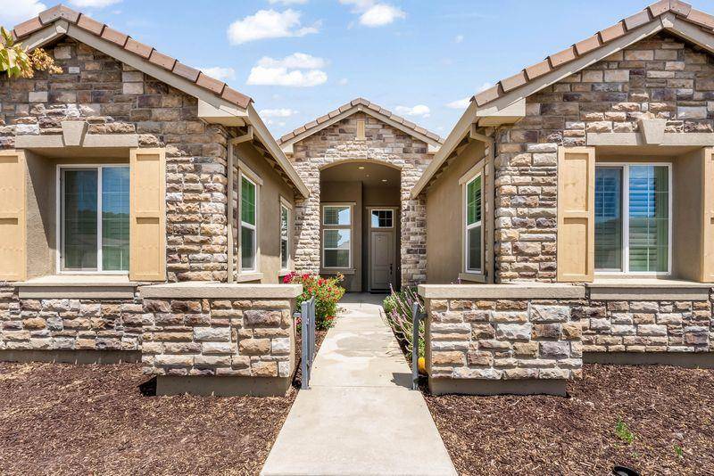 Gilroy, CA 95020,7922 Cinnamon WAY