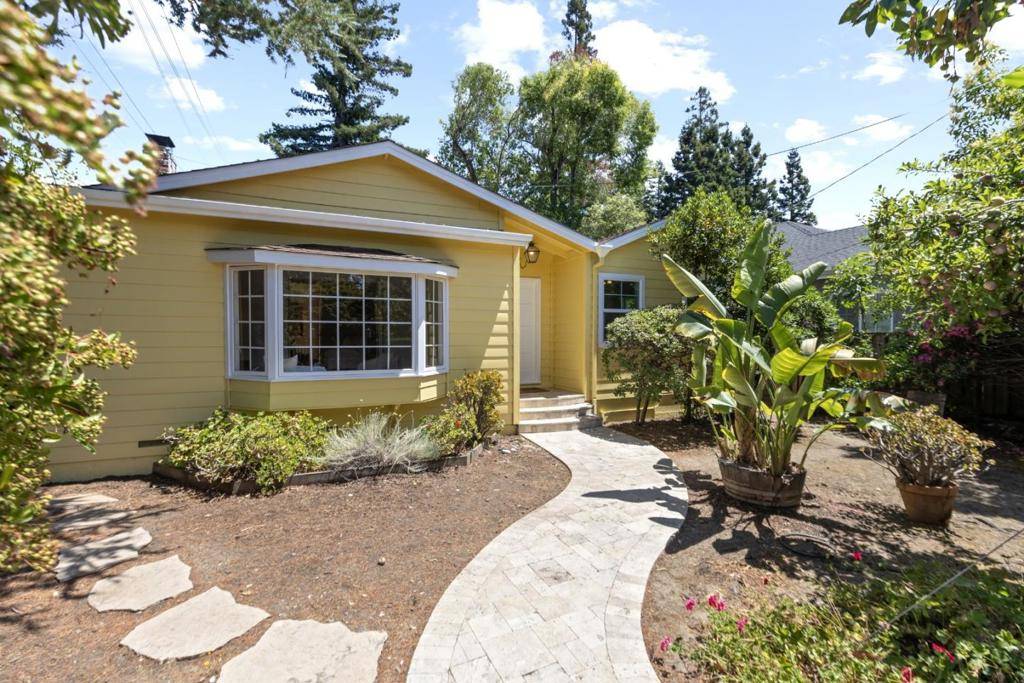 Menlo Park, CA 94025,2001 Valparaiso AVE