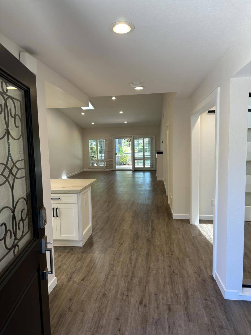 San Jose, CA 95120,1113 Silver Oak CT