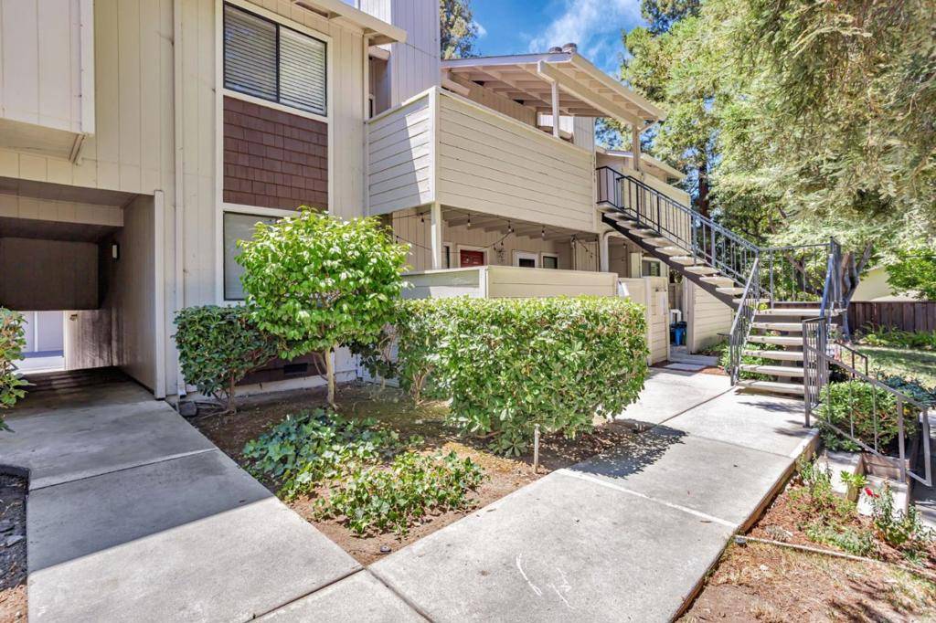 San Jose, CA 95117,3830 Panda LN