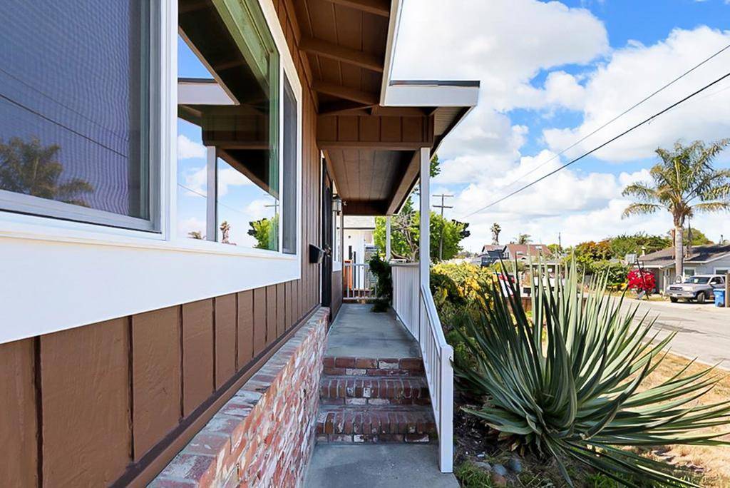 Santa Cruz, CA 95060,123 Surfside AVE