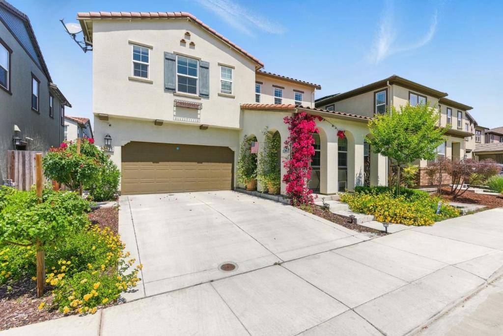 Gilroy, CA 95020,1571 Castlewood PL