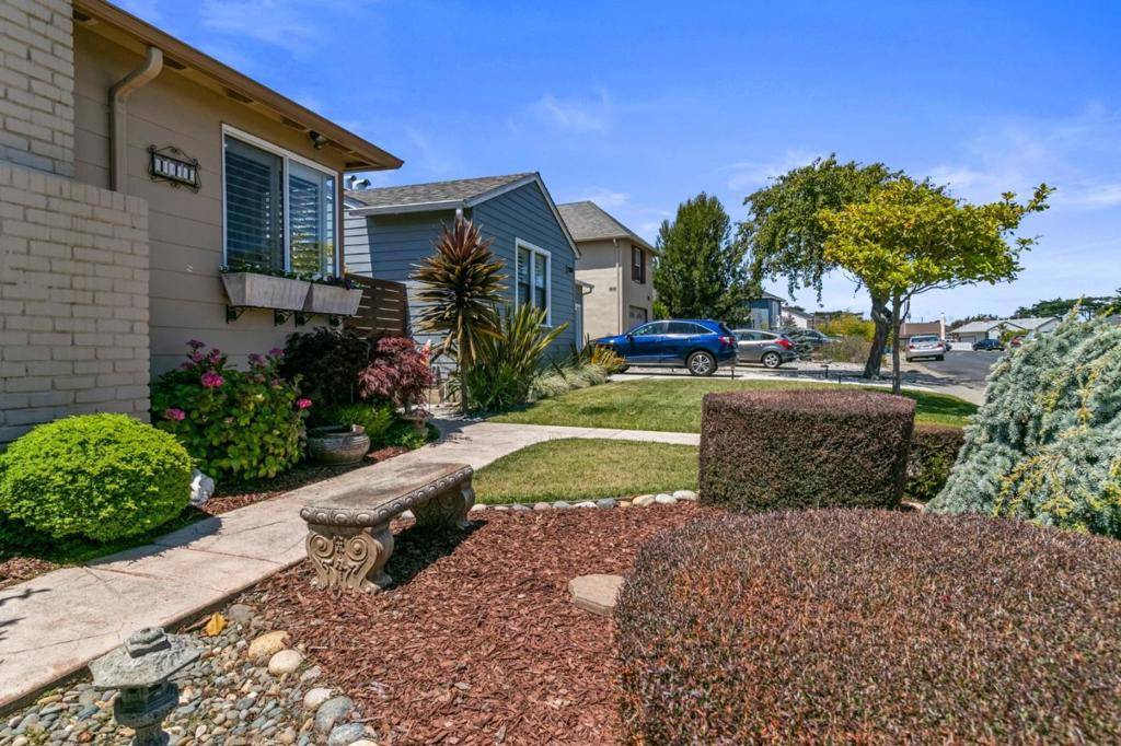 South San Francisco, CA 94080,141 Knoll CIR