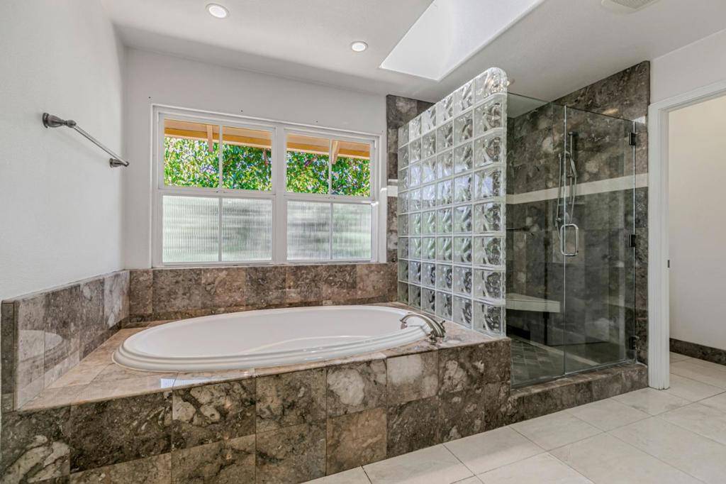 Scotts Valley, CA 95066,228 N Navarra DR