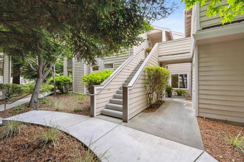 Half Moon Bay, CA 94019,240 Amesport