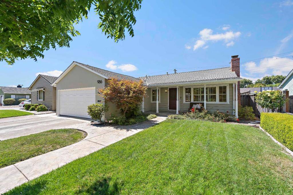 Santa Clara, CA 95050,986 Maryann DR