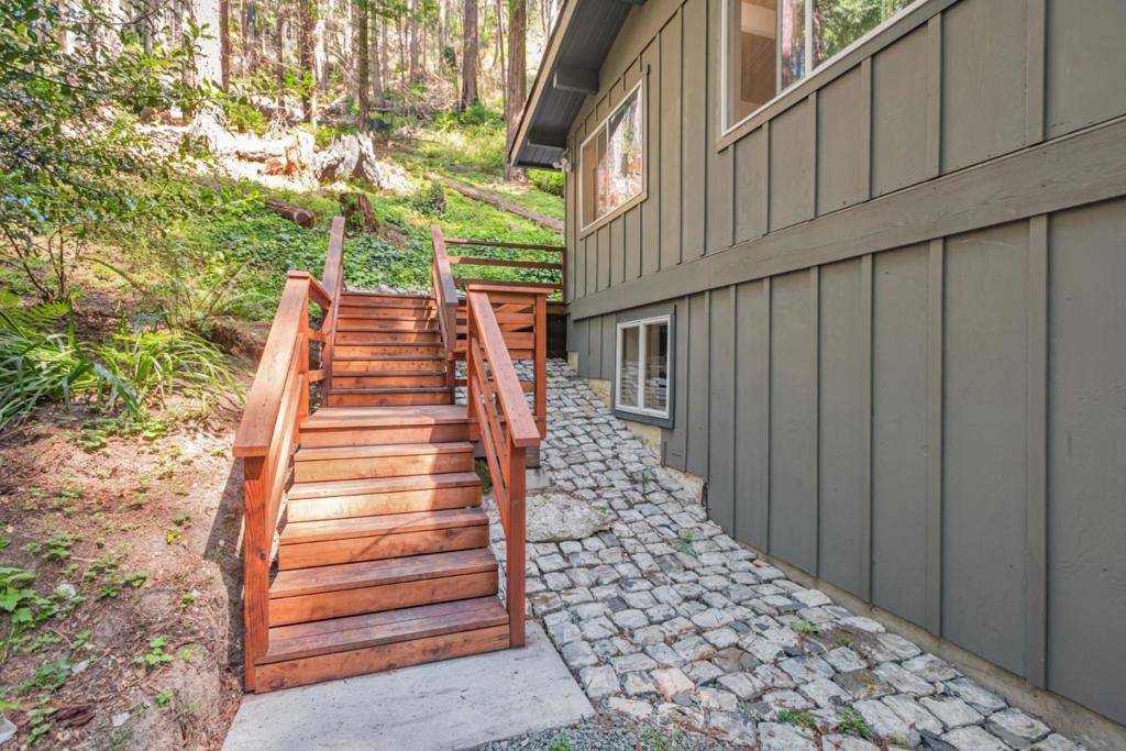 Pescadero, CA 94060,364 Redwood AVE