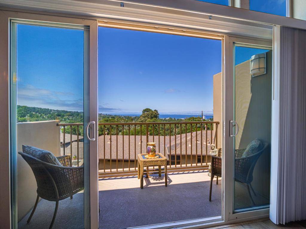 Monterey, CA 93940,156 Mar Vista DR