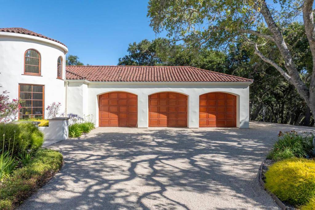 Carmel Valley, CA 93924,11725 Camino Escondido RD