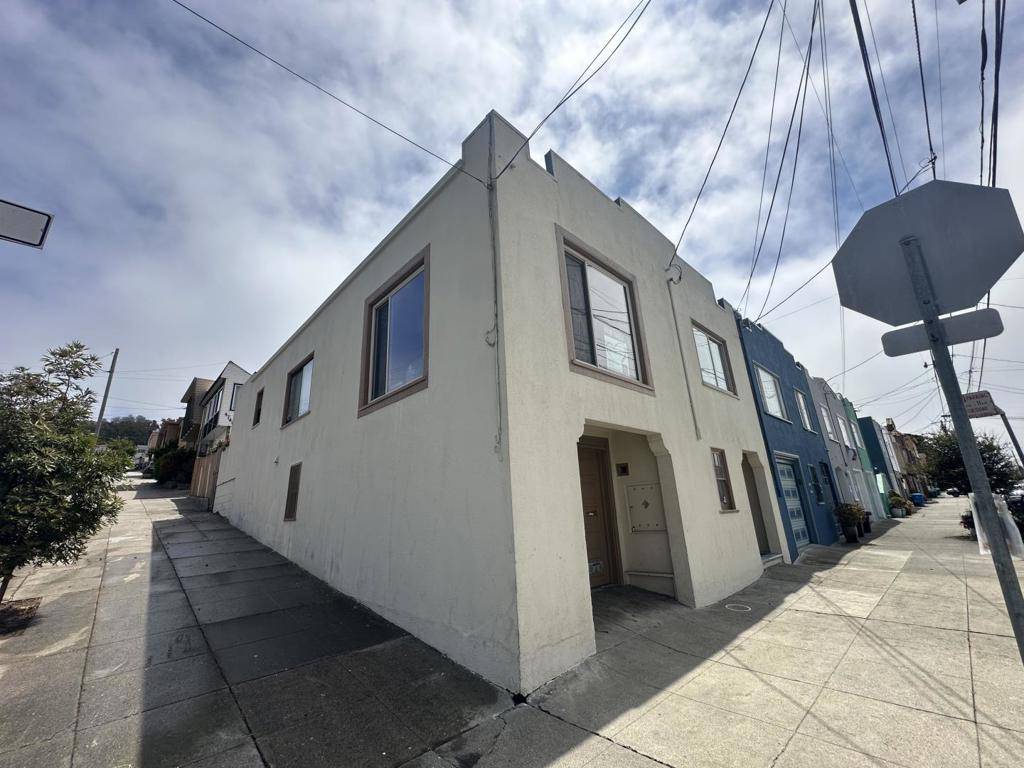 San Francisco, CA 94112,301 Hanover ST