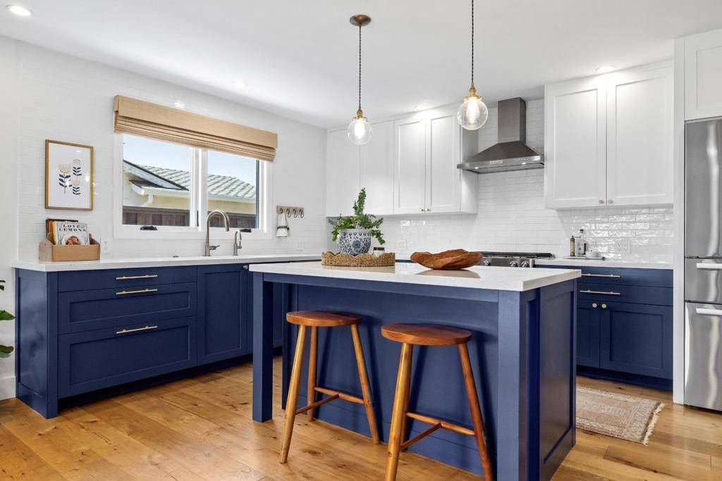 Soquel, CA 95073,5090 Chiquita WAY