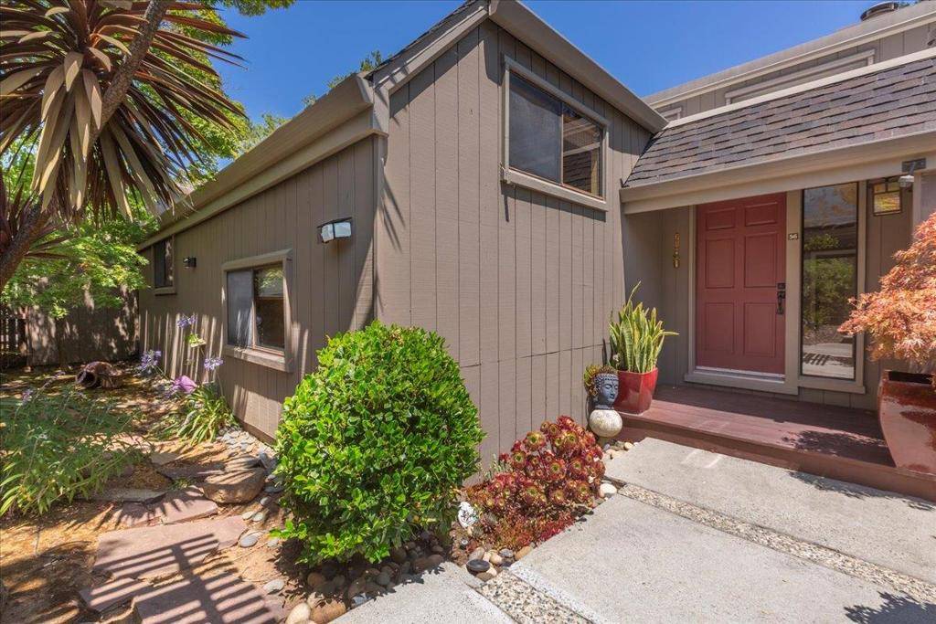 Los Altos, CA 94024,56 Citation DR