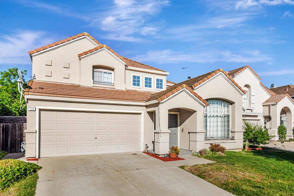 San Jose, CA 95124,1684 Tupolo DR