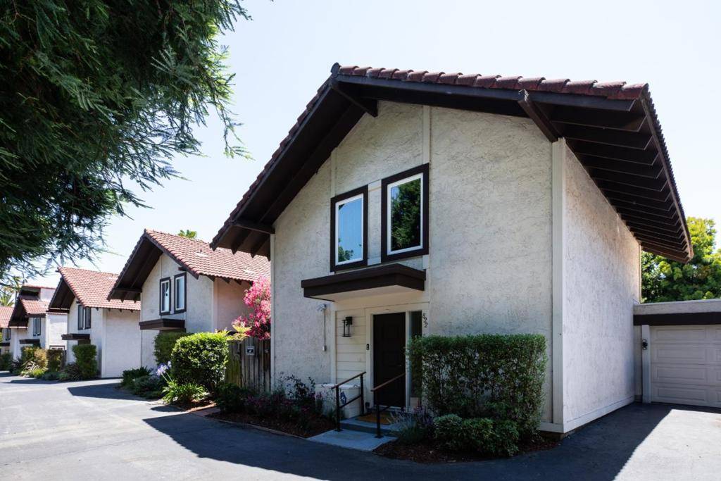 Los Altos, CA 94022,822 Jordan AVE