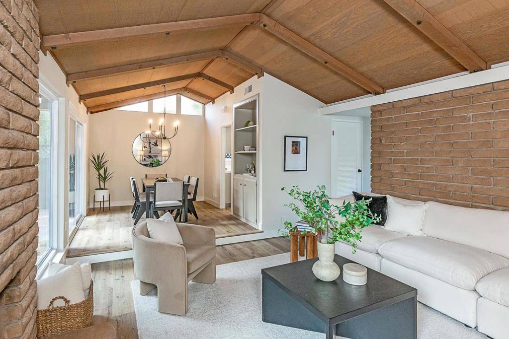 Sunnyvale, CA 94087,1016 Rubis DR